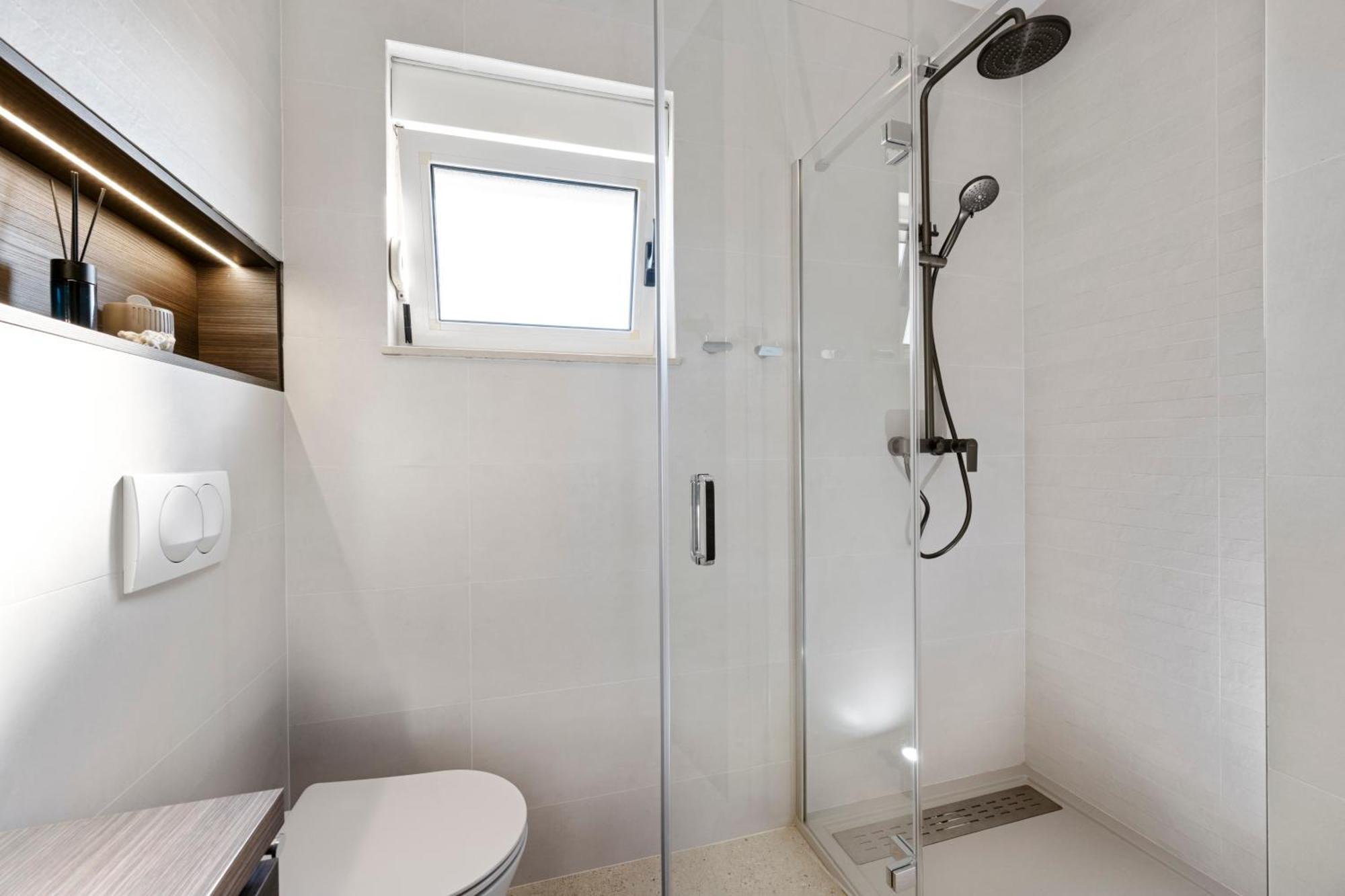 Aquarius Apartments - Beachside With Heated Pool 沃迪切 客房 照片
