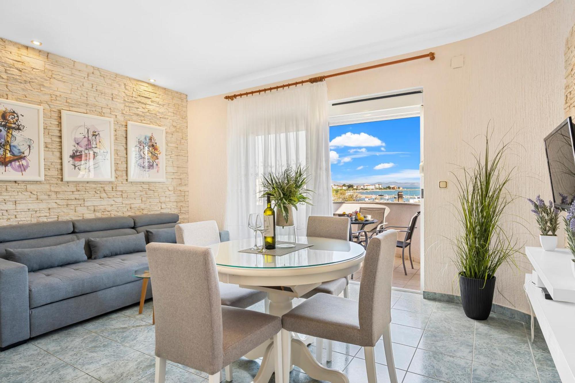Aquarius Apartments - Beachside With Heated Pool 沃迪切 外观 照片